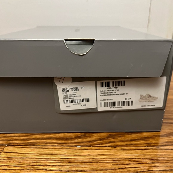 Balenciaga Track Sneakers Faded Beige - Picture 14 of 14